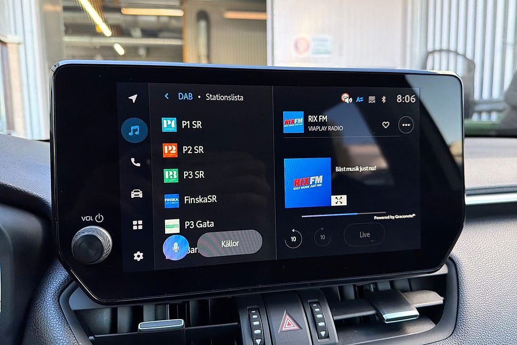 Vehicle Image 15