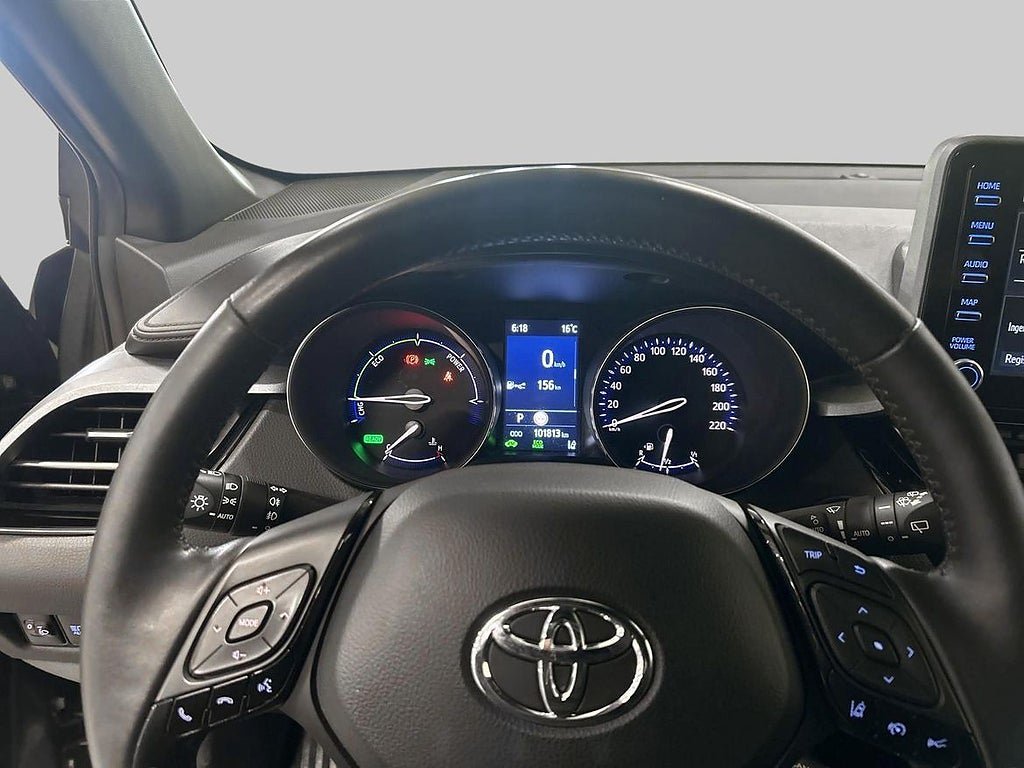 Vehicle Image 15