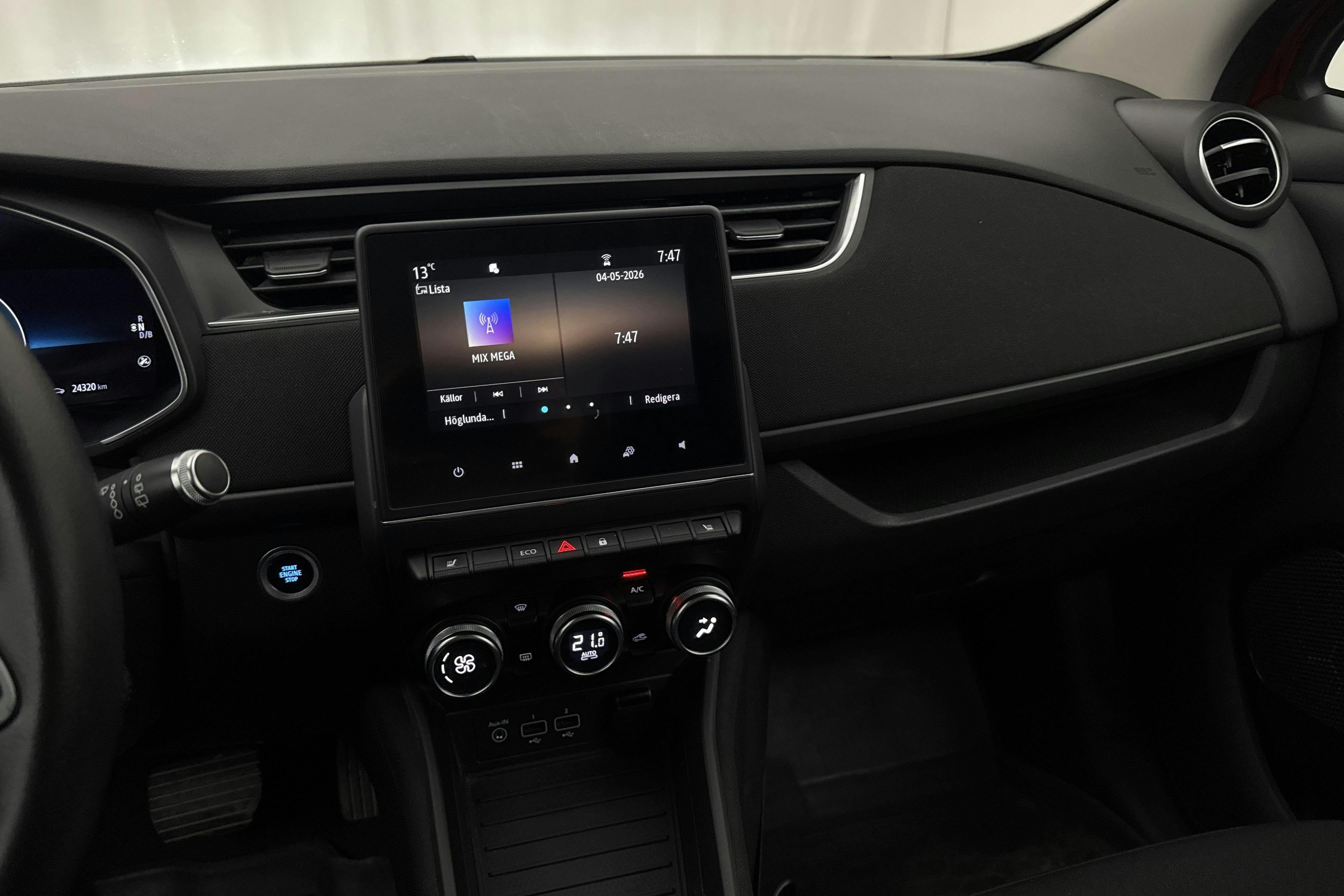 Vehicle Image 11