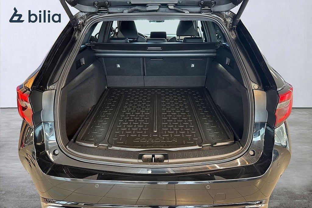 Vehicle Image 12