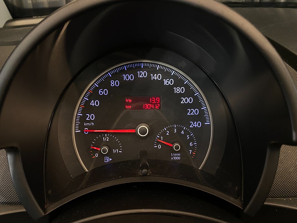 Vehicle Image 36