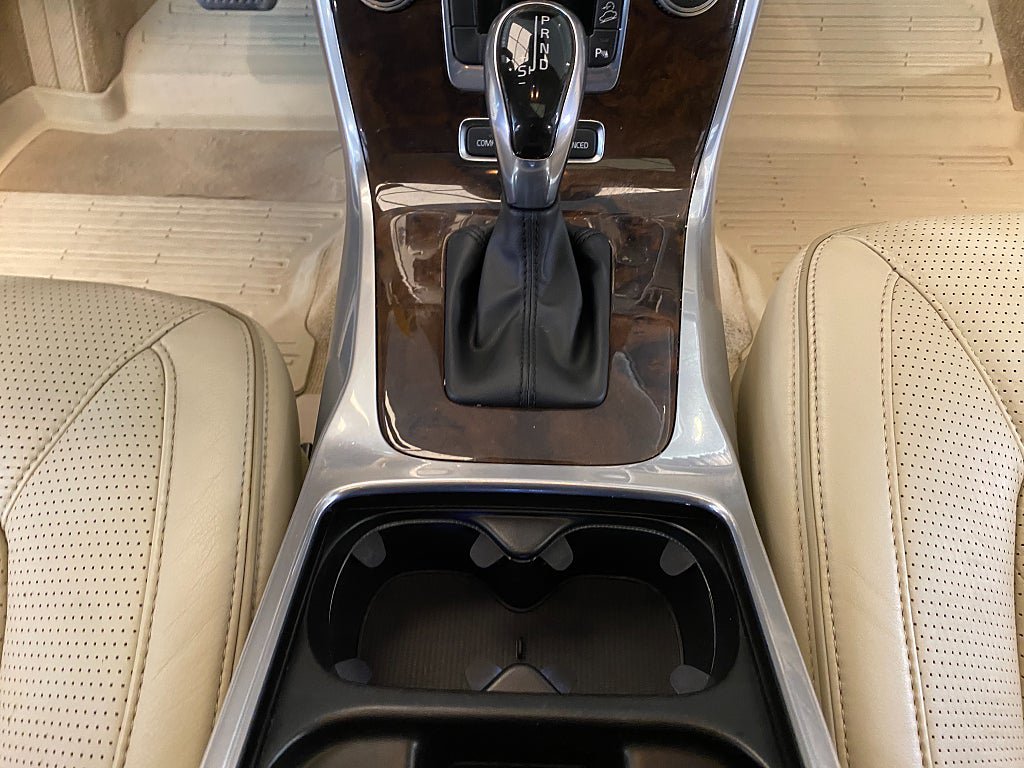 Vehicle Image 45