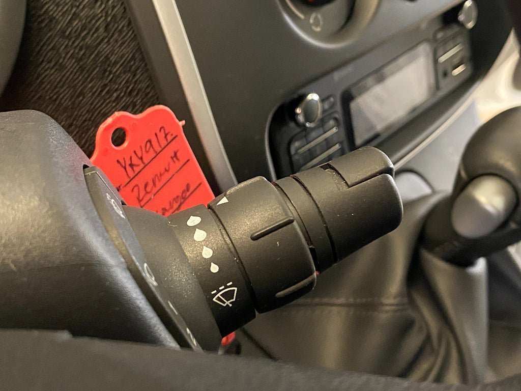 Vehicle Image 37