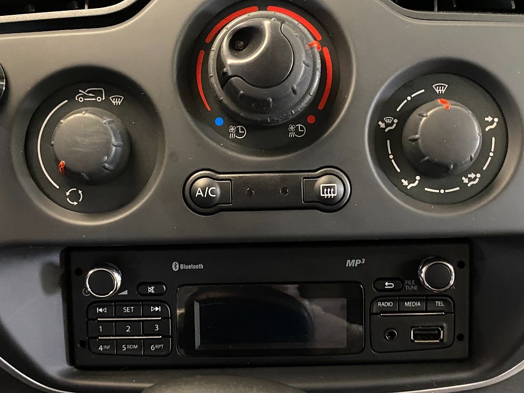 Vehicle Image 39