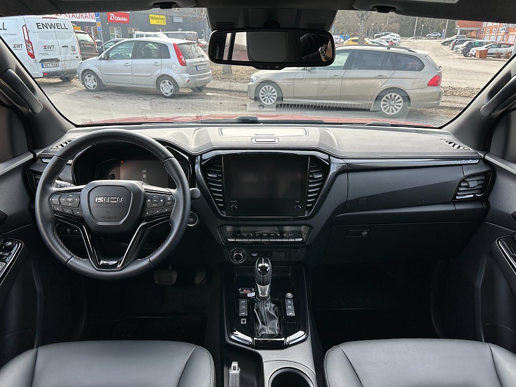 Vehicle Image 19