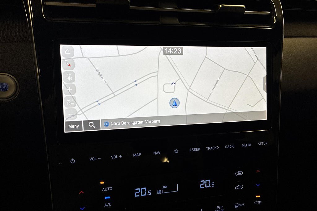 Vehicle Image 14