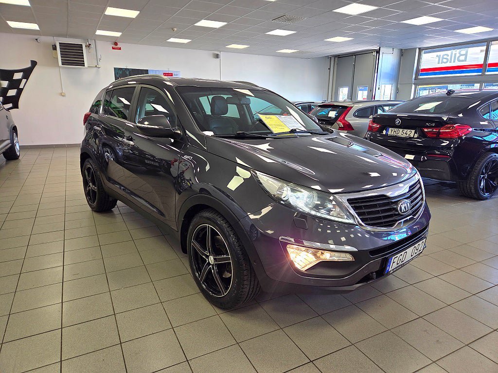 Vehicle Image 14