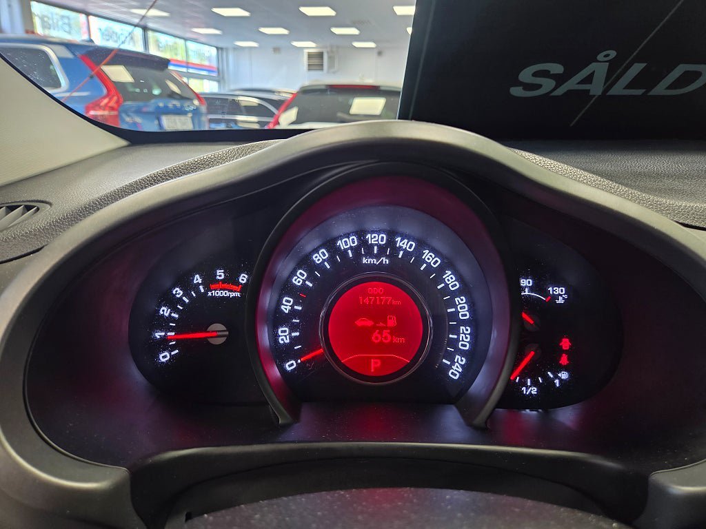 Vehicle Image 18