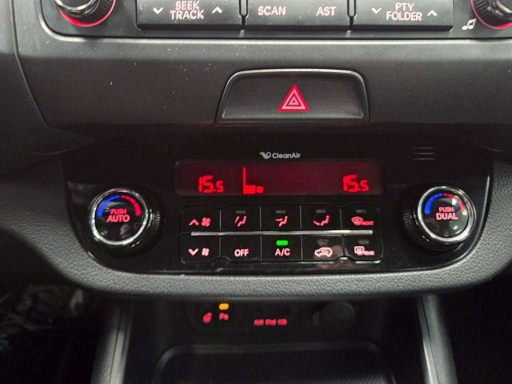 Vehicle Image 22