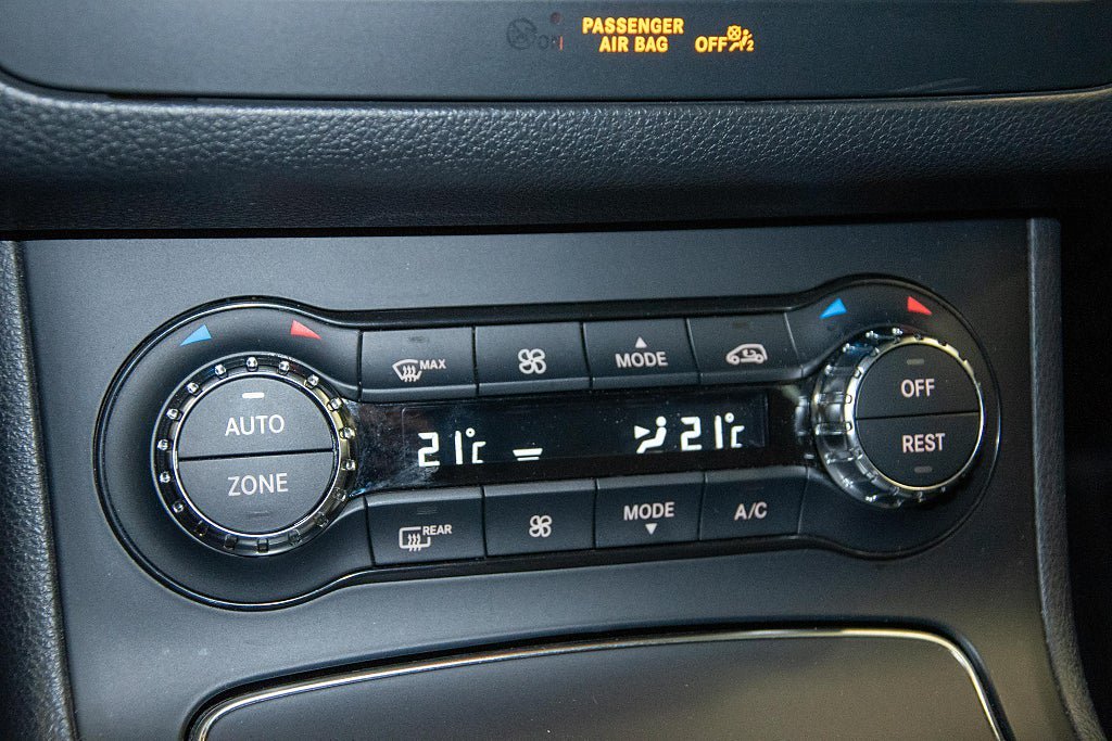 Vehicle Image 17
