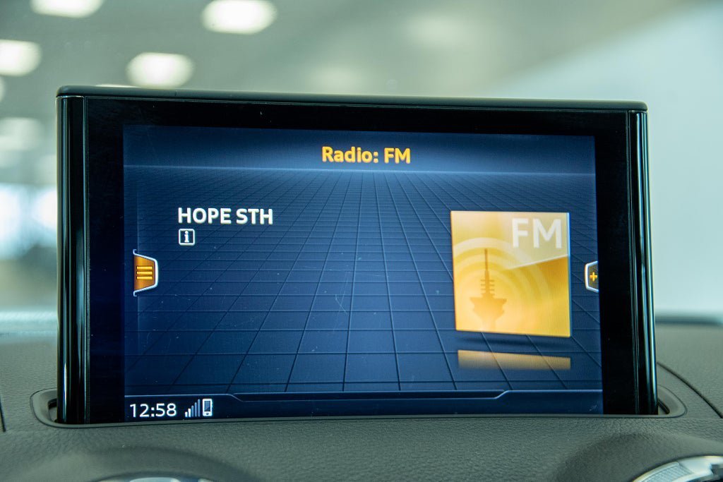 Vehicle Image 14