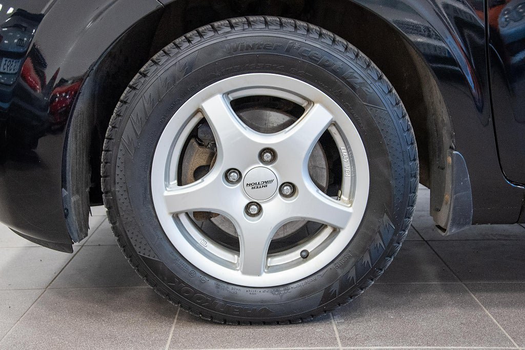 Vehicle Image 21