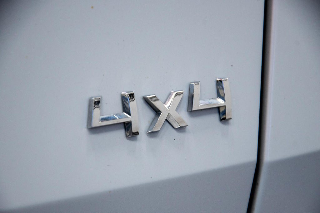Vehicle Image 25