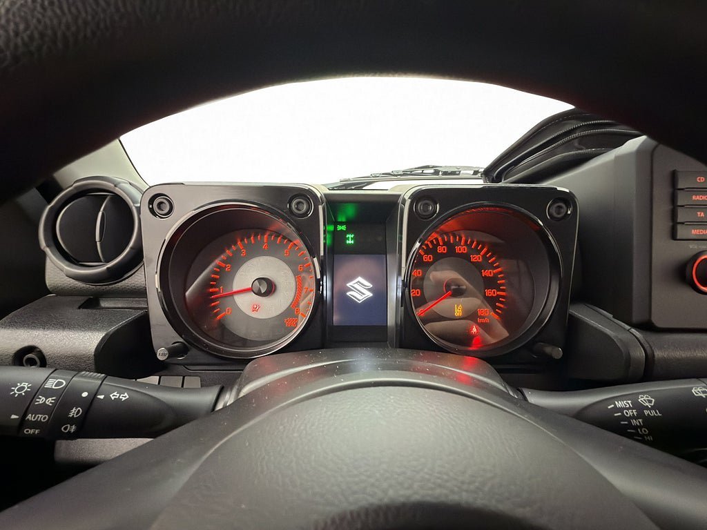 Vehicle Image 14