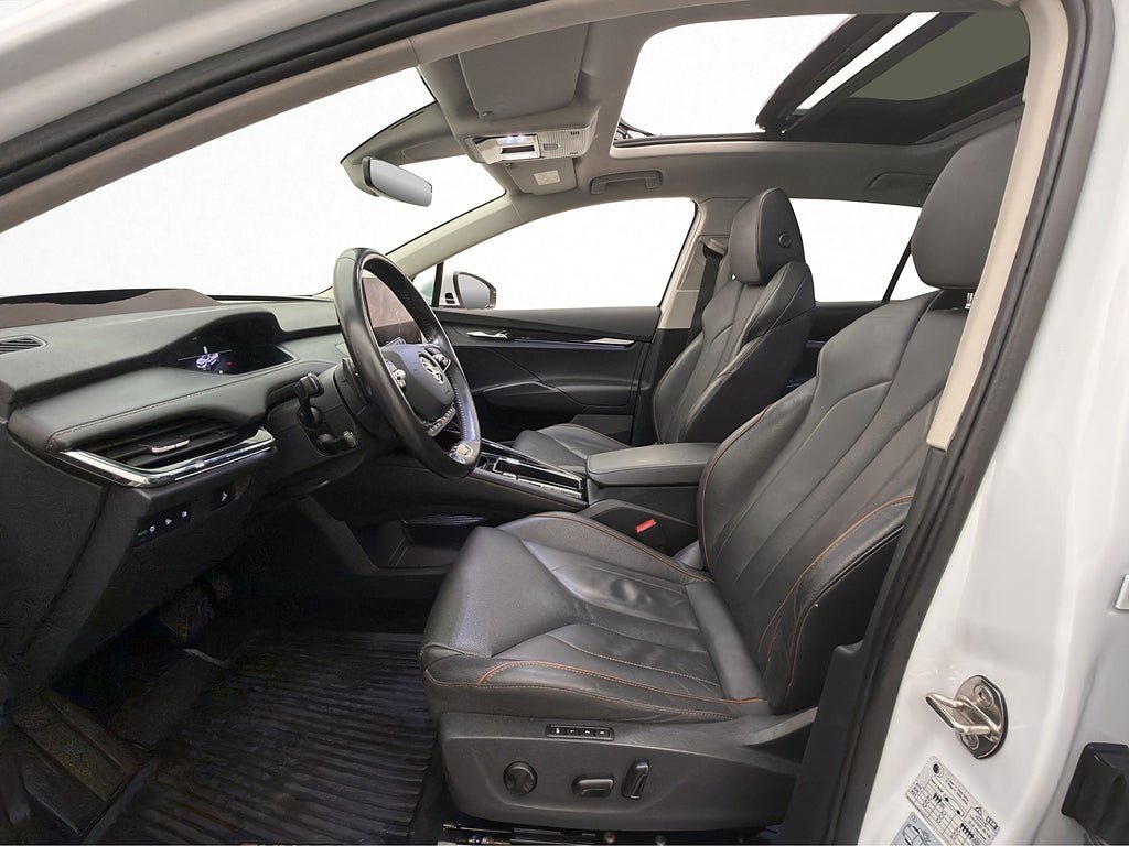 Vehicle Image 19