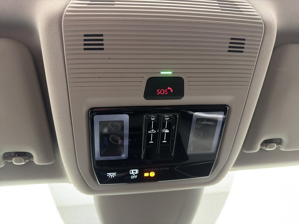 Vehicle Image 33