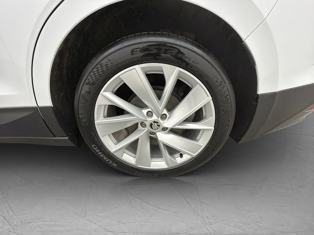 Vehicle Image 37