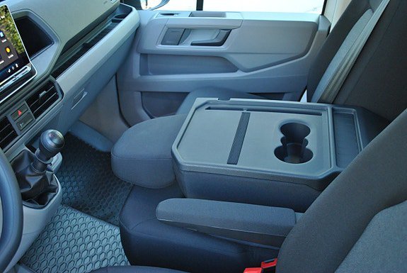 Vehicle Image 23