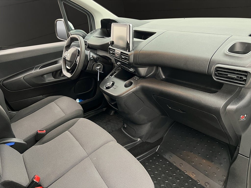 Vehicle Image 31