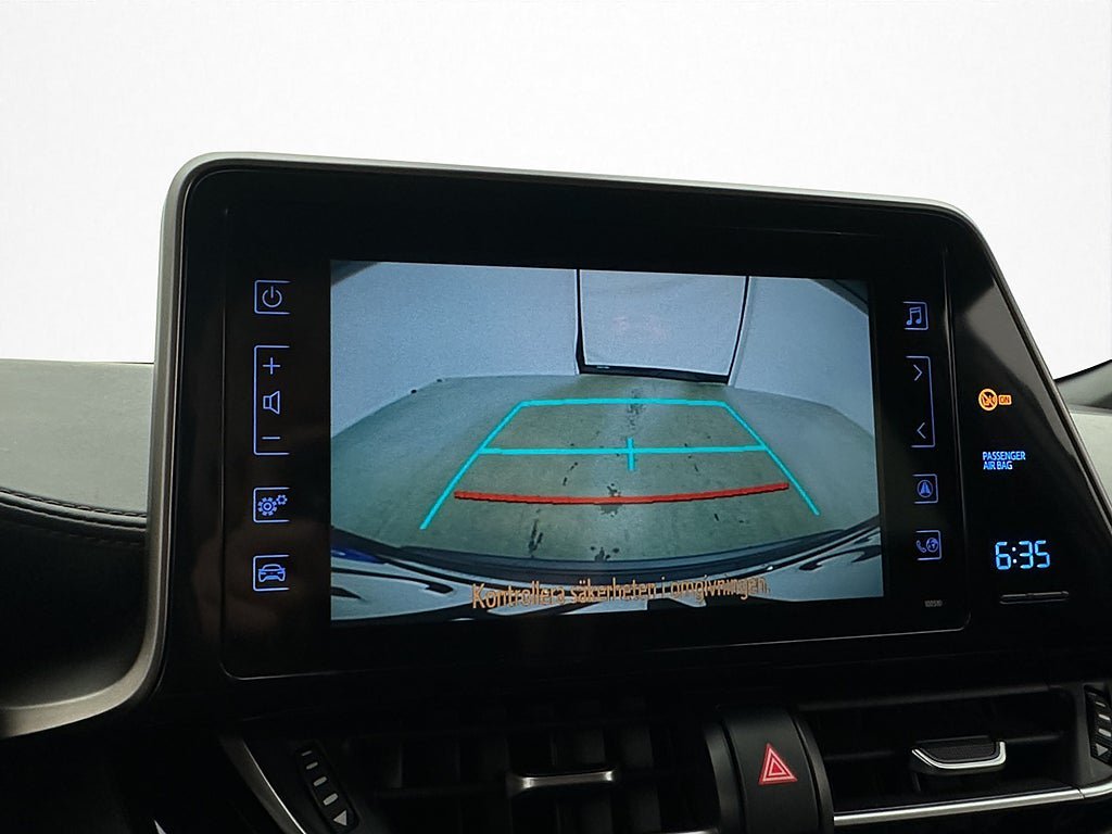 Vehicle Image 17