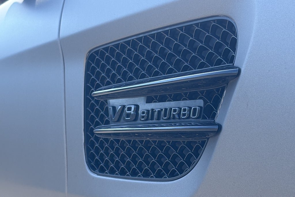 Vehicle Image 25