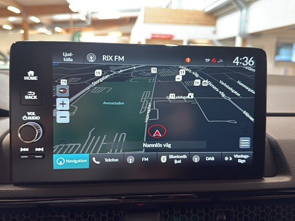 Vehicle Image 11