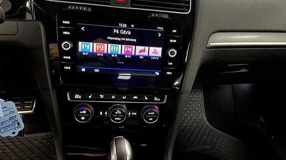 Vehicle Image 9