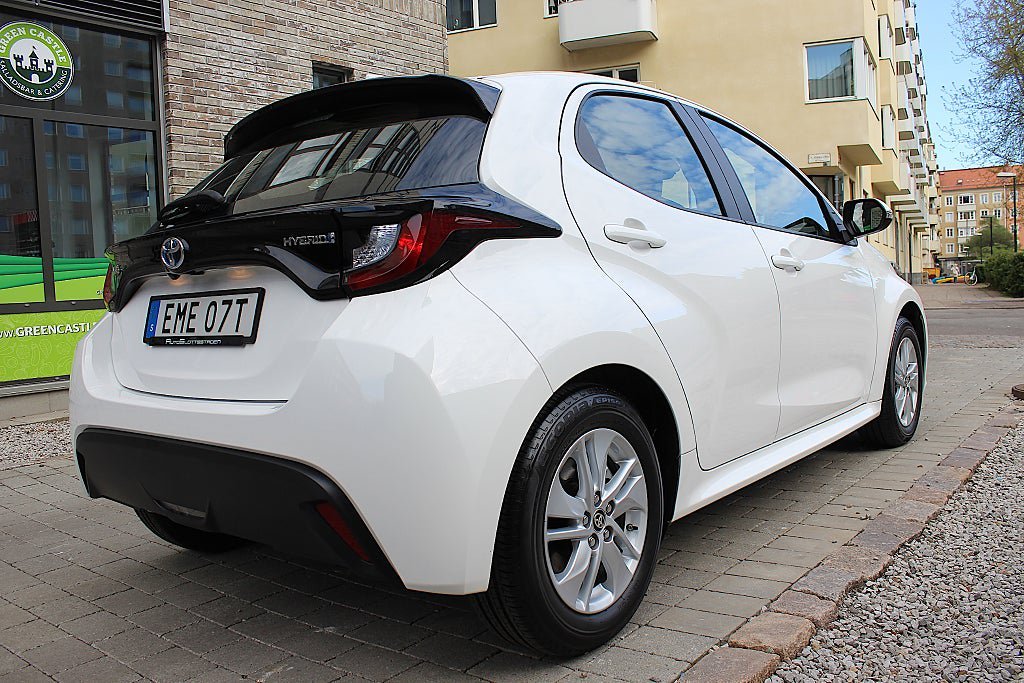 Vehicle Image 15