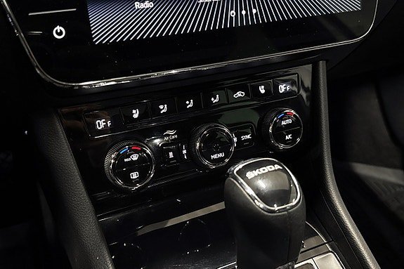 Vehicle Image 29