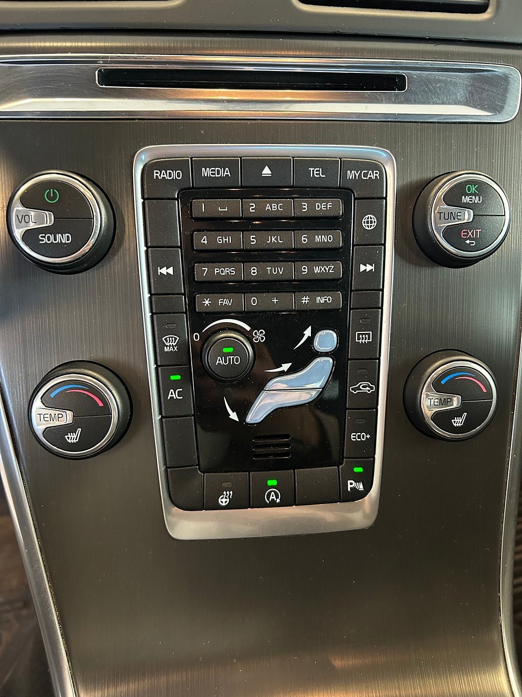 Vehicle Image 17
