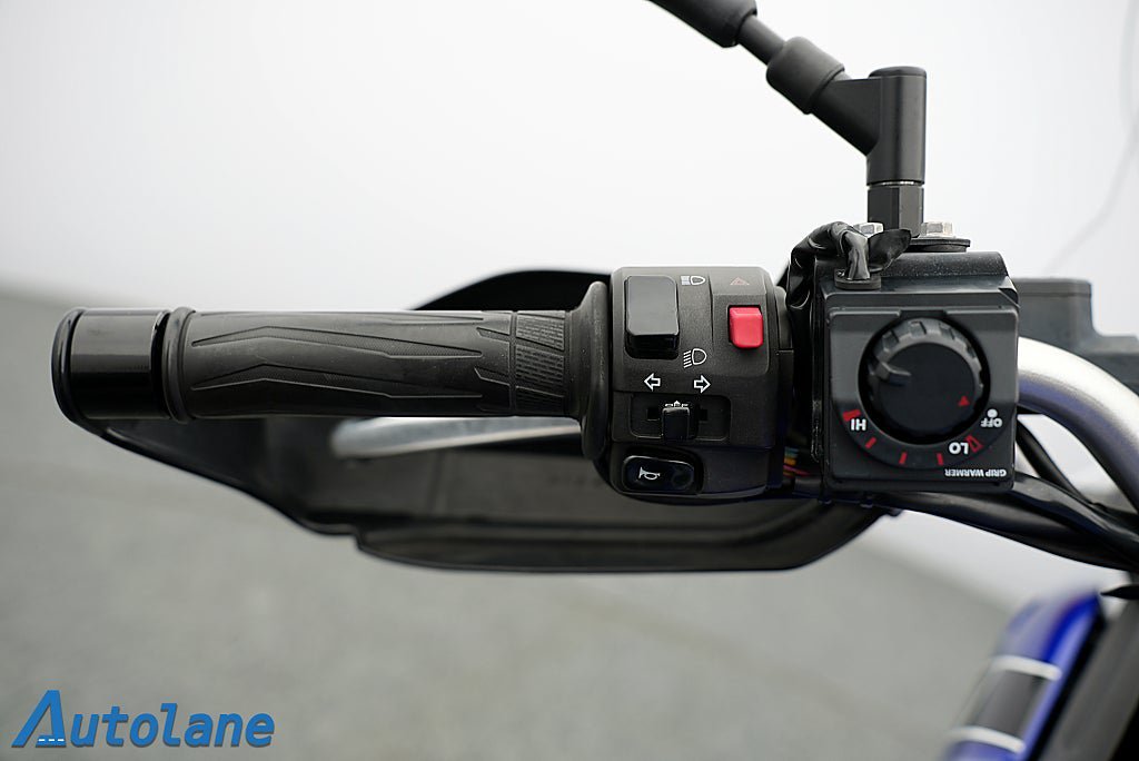 Vehicle Image 23