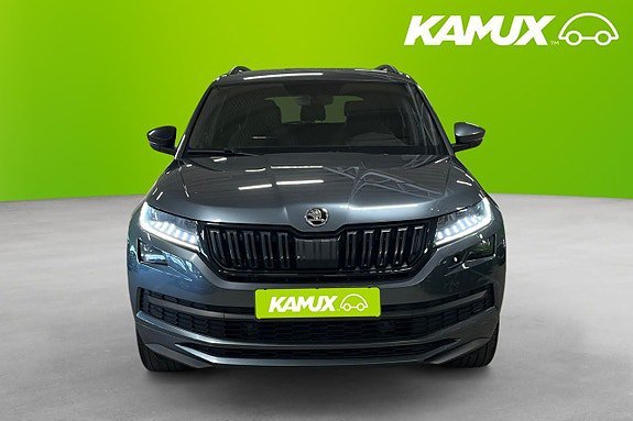 Vehicle Image 6