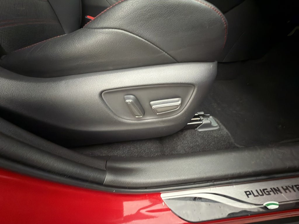 Vehicle Image 13
