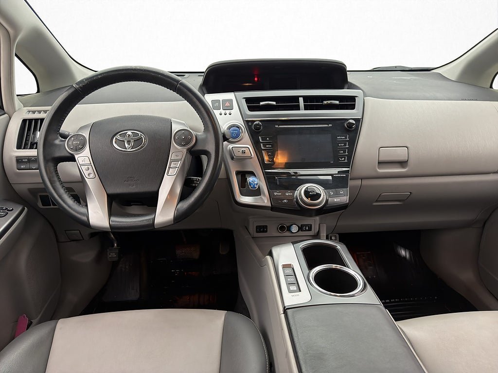 Vehicle Image 11