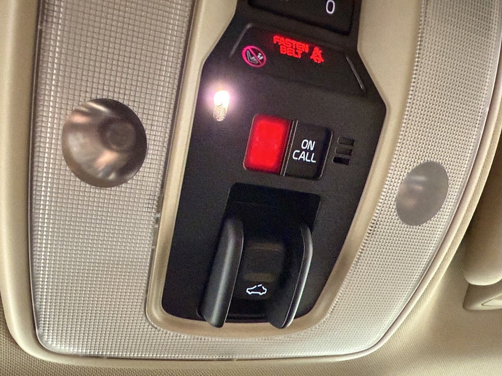 Vehicle Image 23