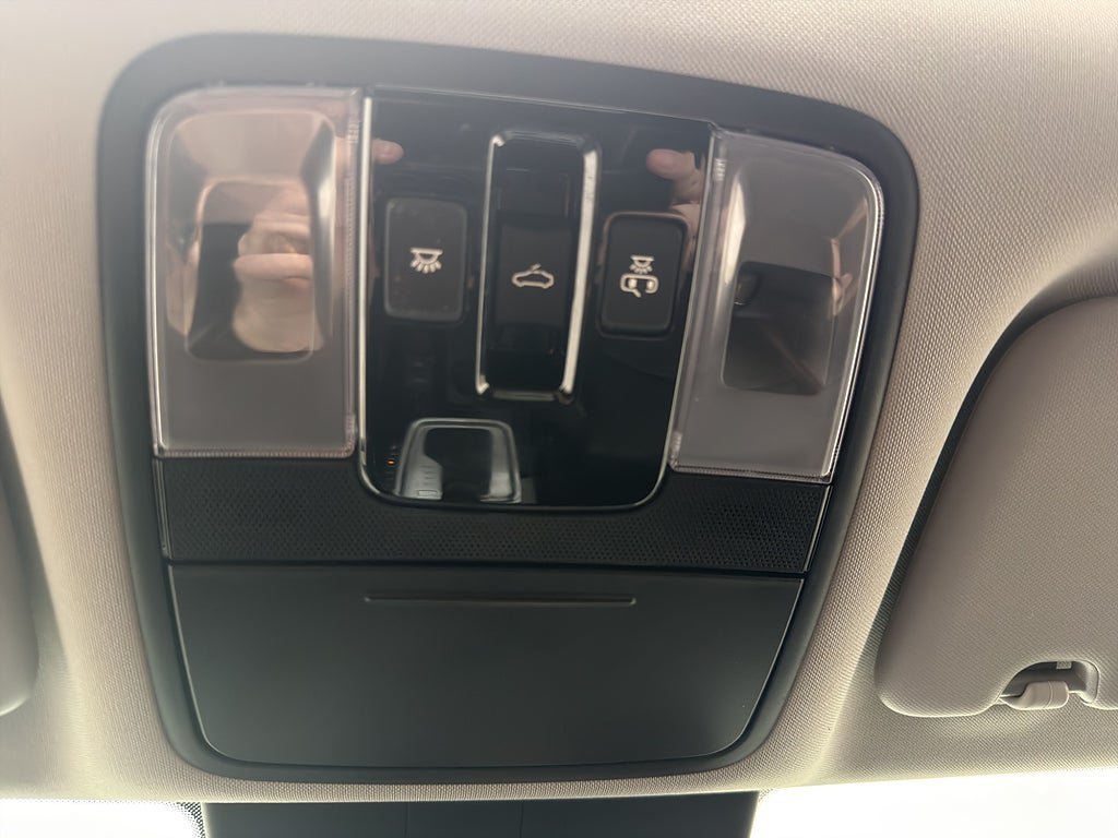 Vehicle Image 34