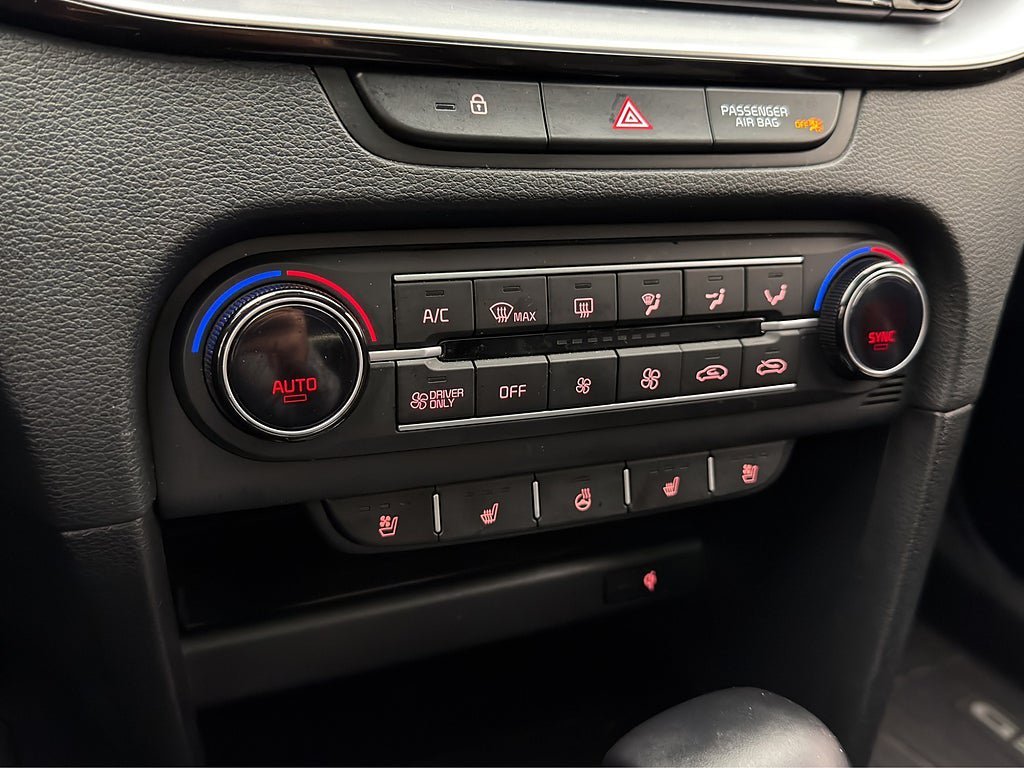 Vehicle Image 26