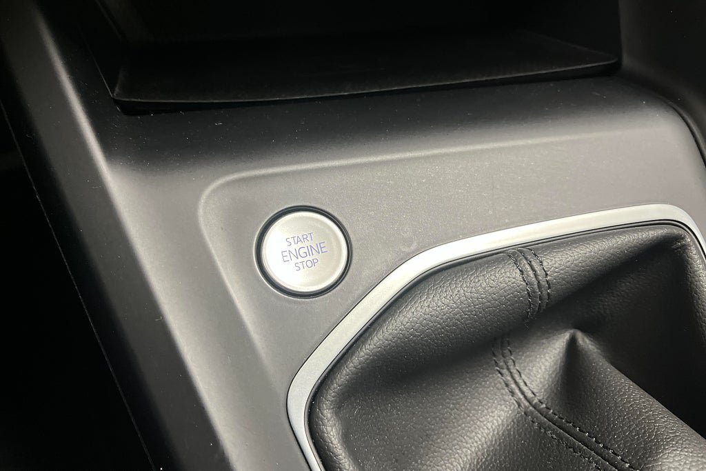 Vehicle Image 26