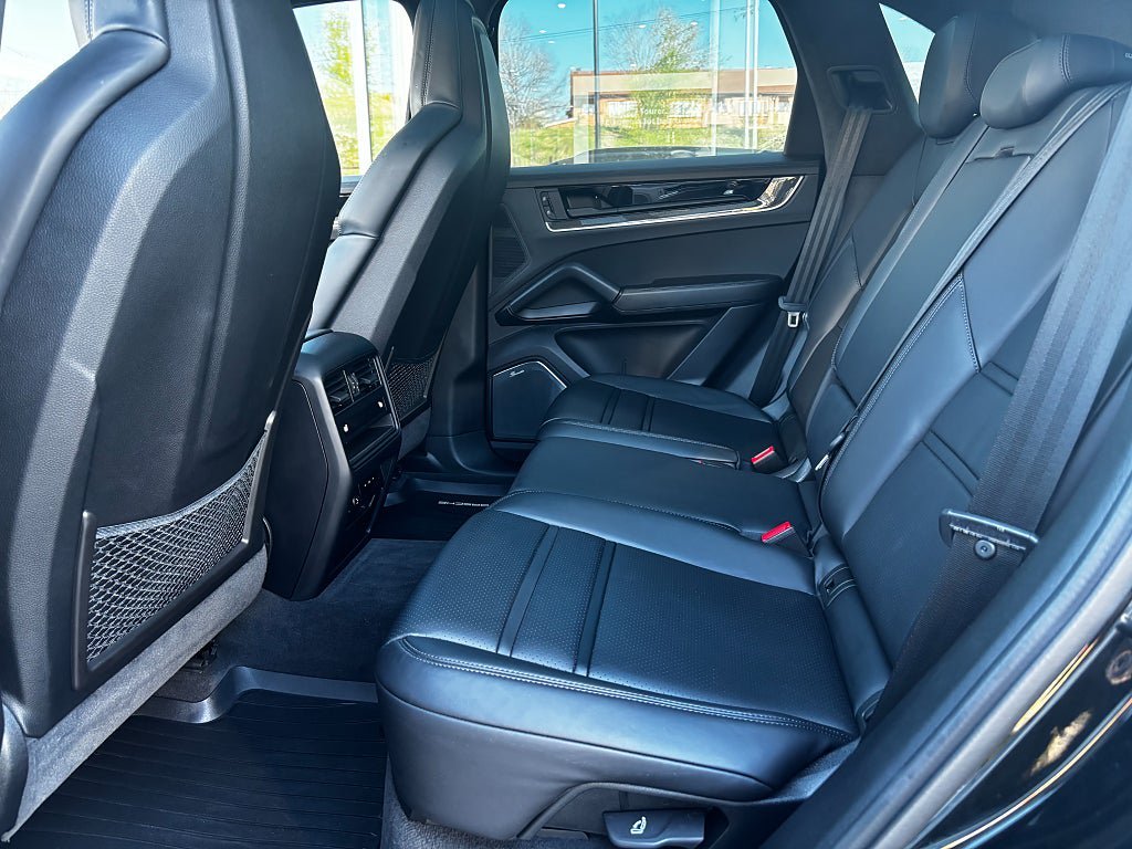 Vehicle Image 22