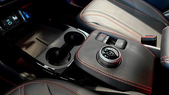 Vehicle Image 15