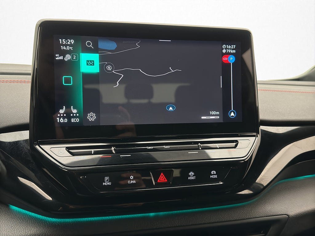 Vehicle Image 16