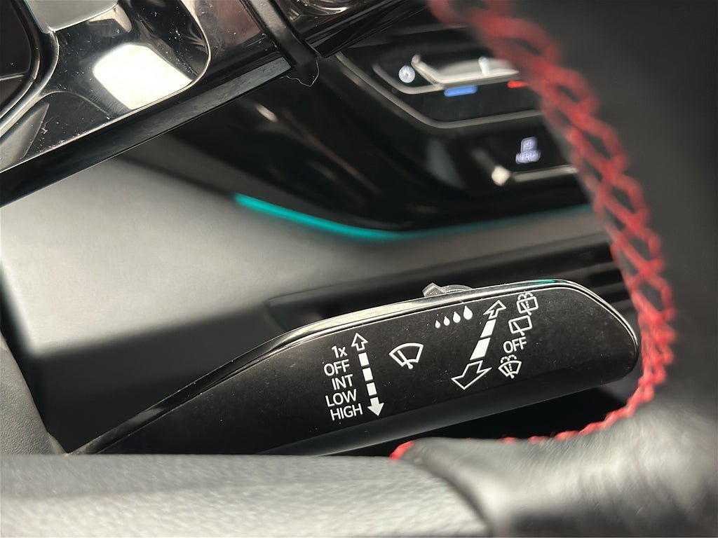 Vehicle Image 27
