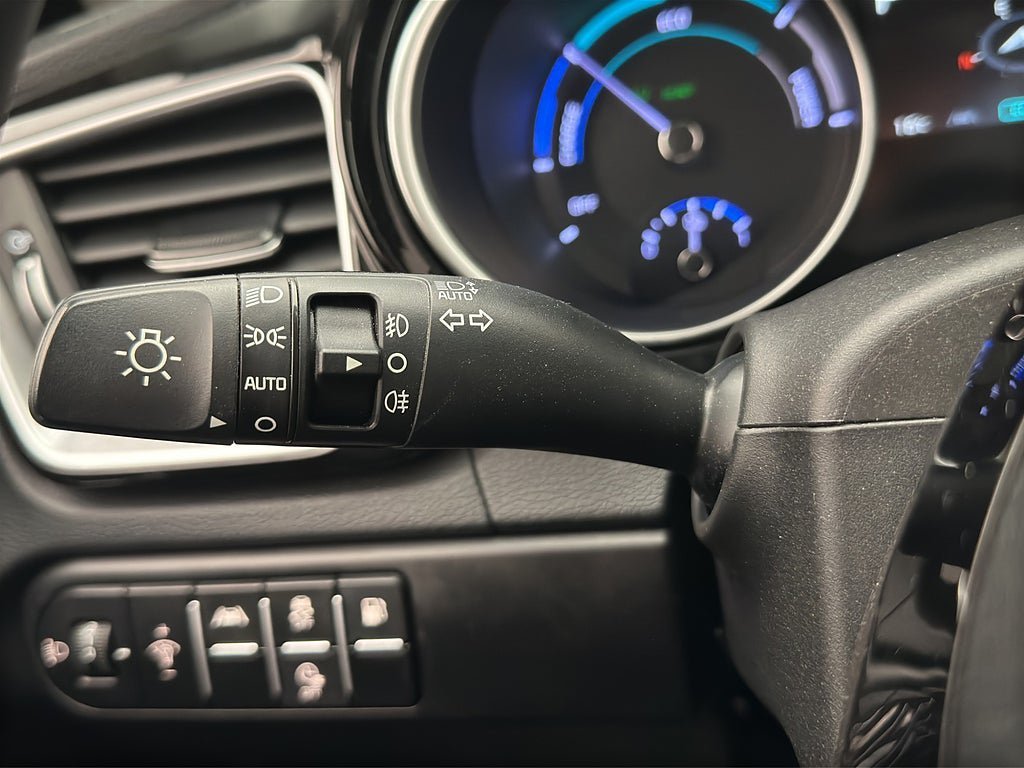 Vehicle Image 26