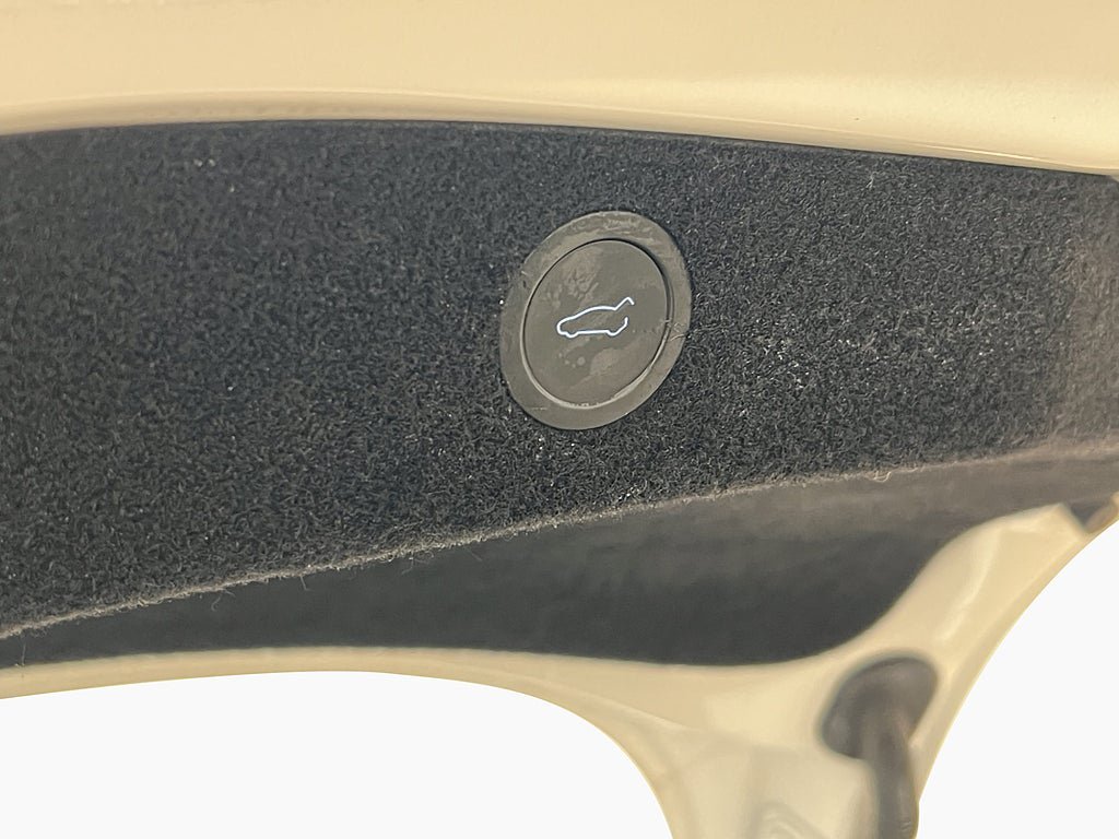 Vehicle Image 33