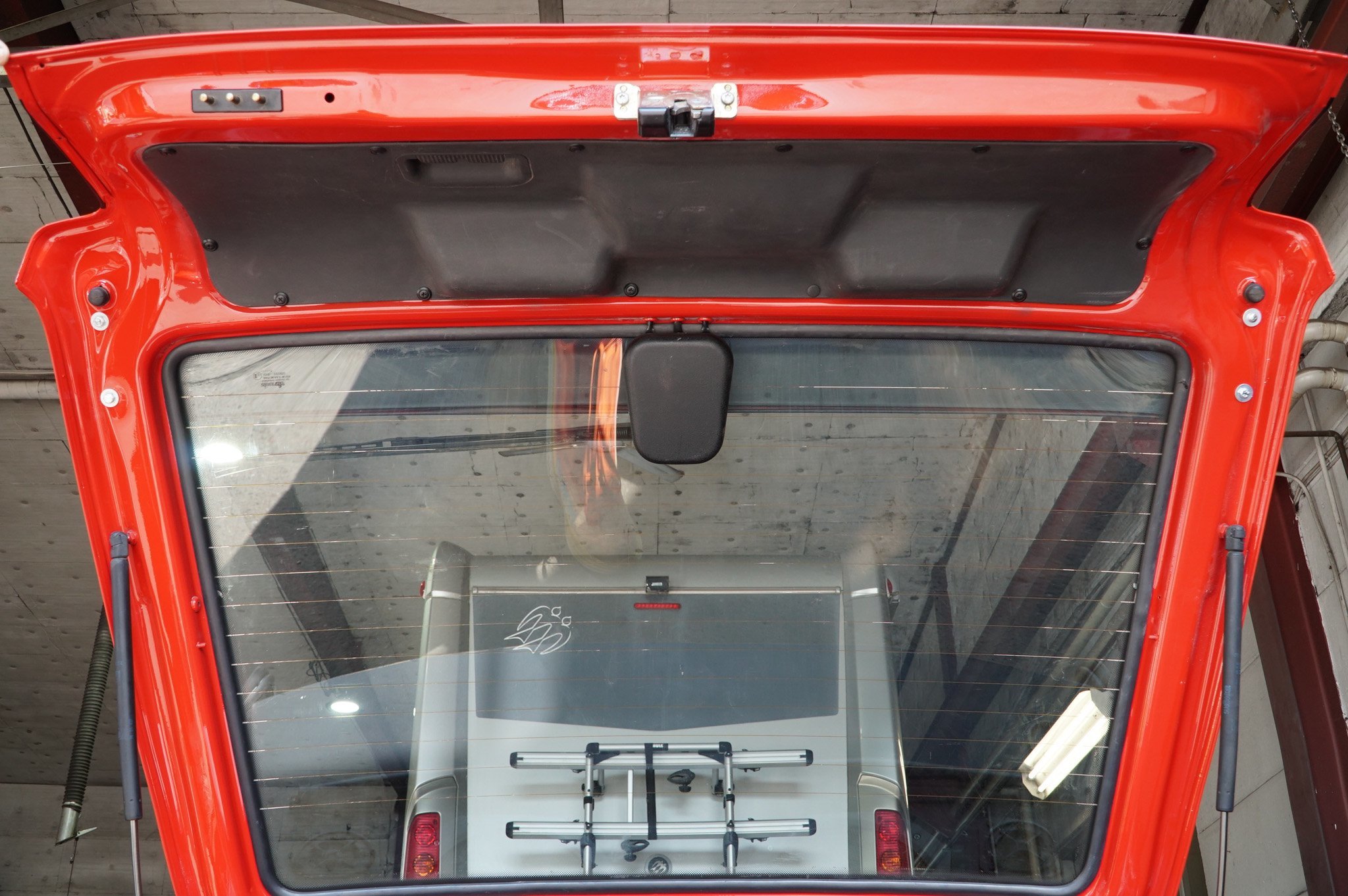 Vehicle Image 25