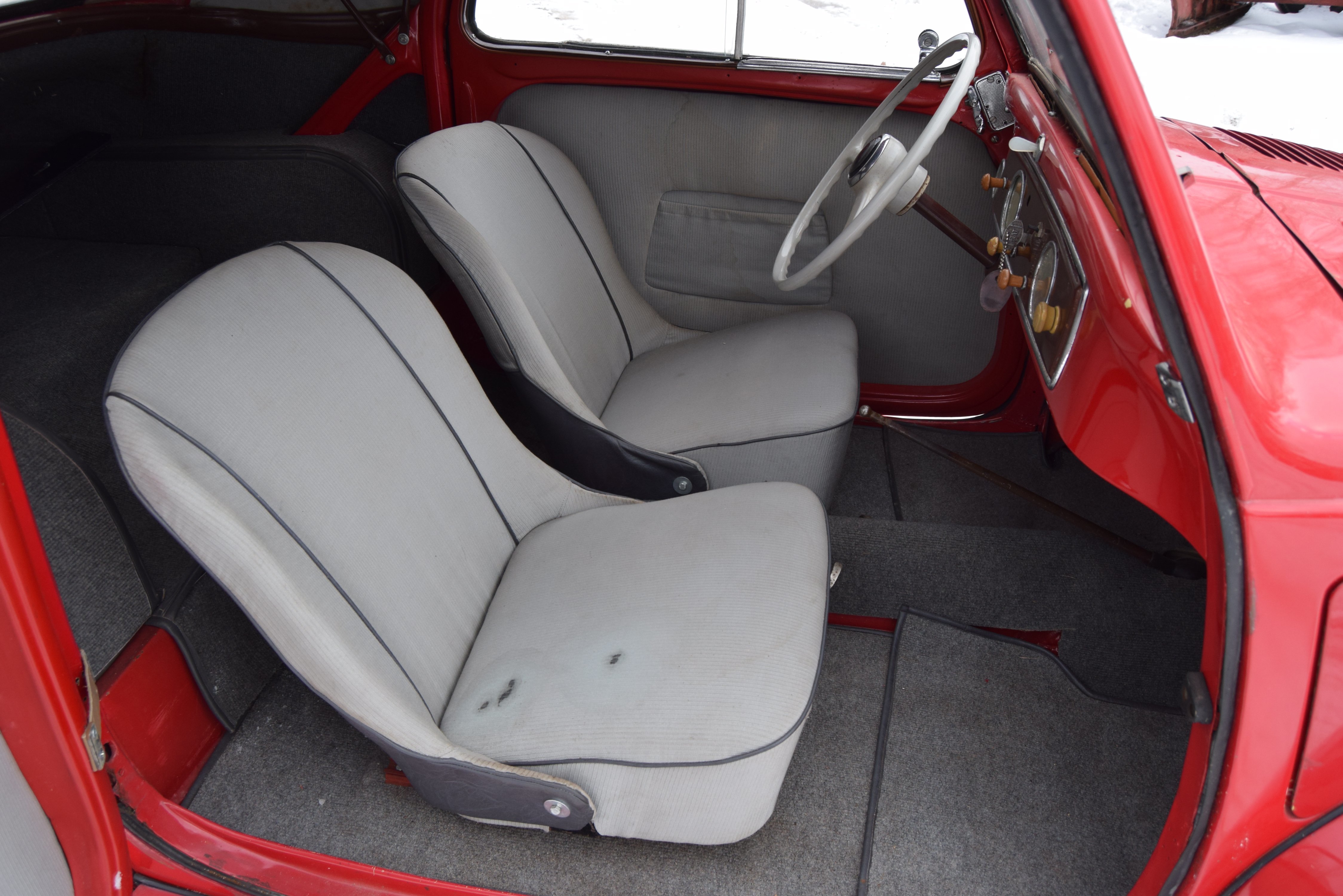 Vehicle Image 16