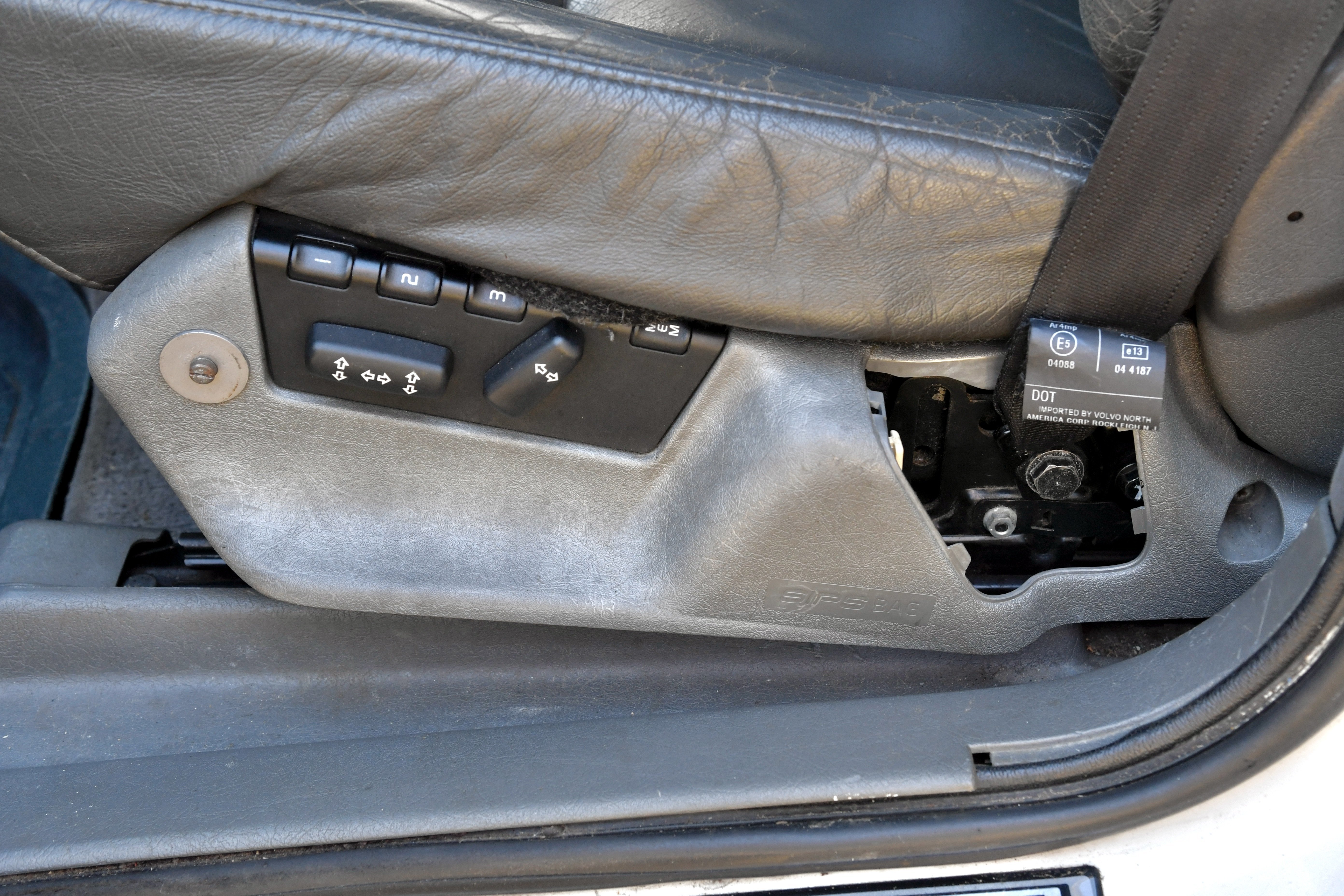 Vehicle Image 16
