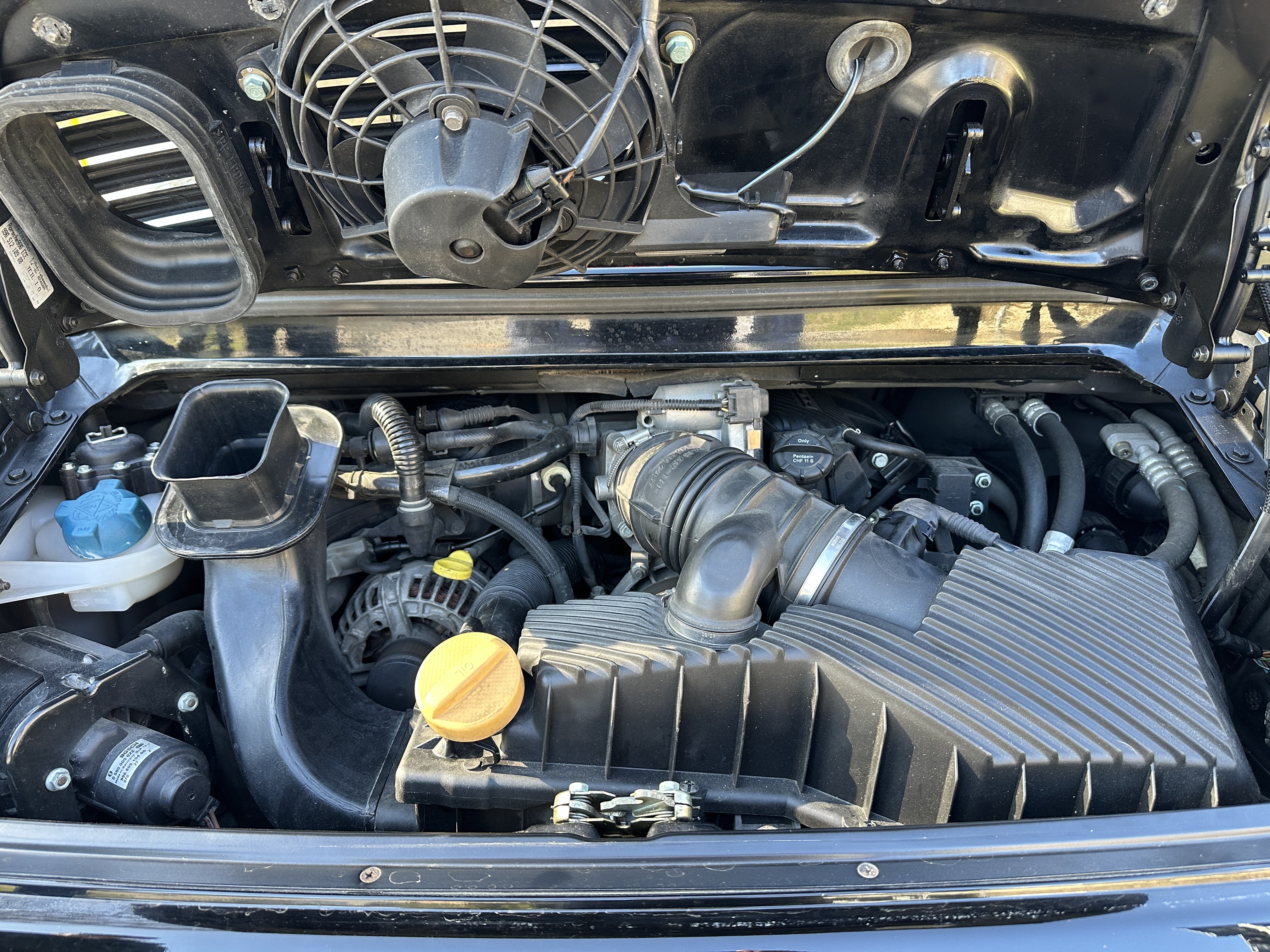 Vehicle Image 32