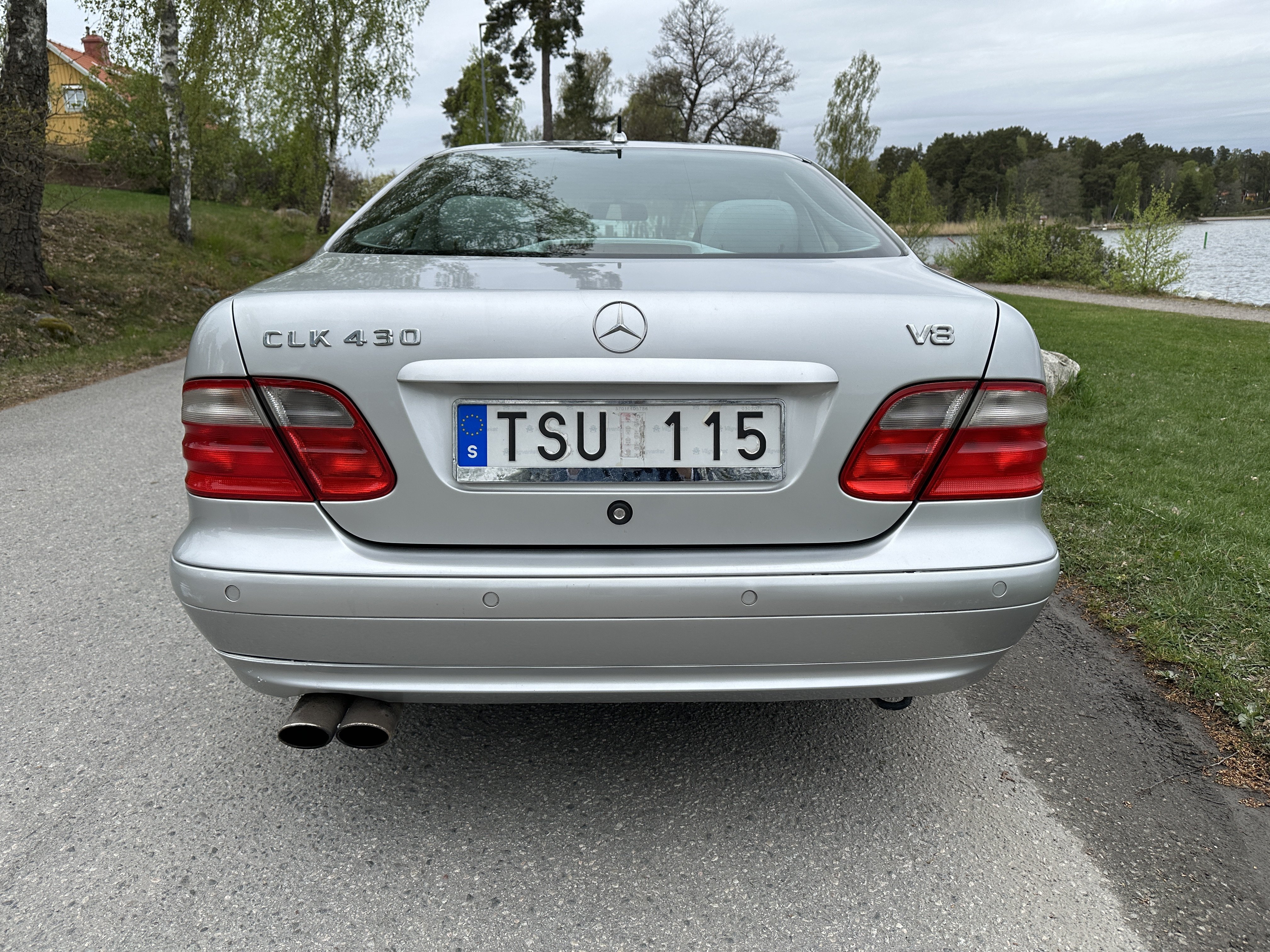 Vehicle Image 24