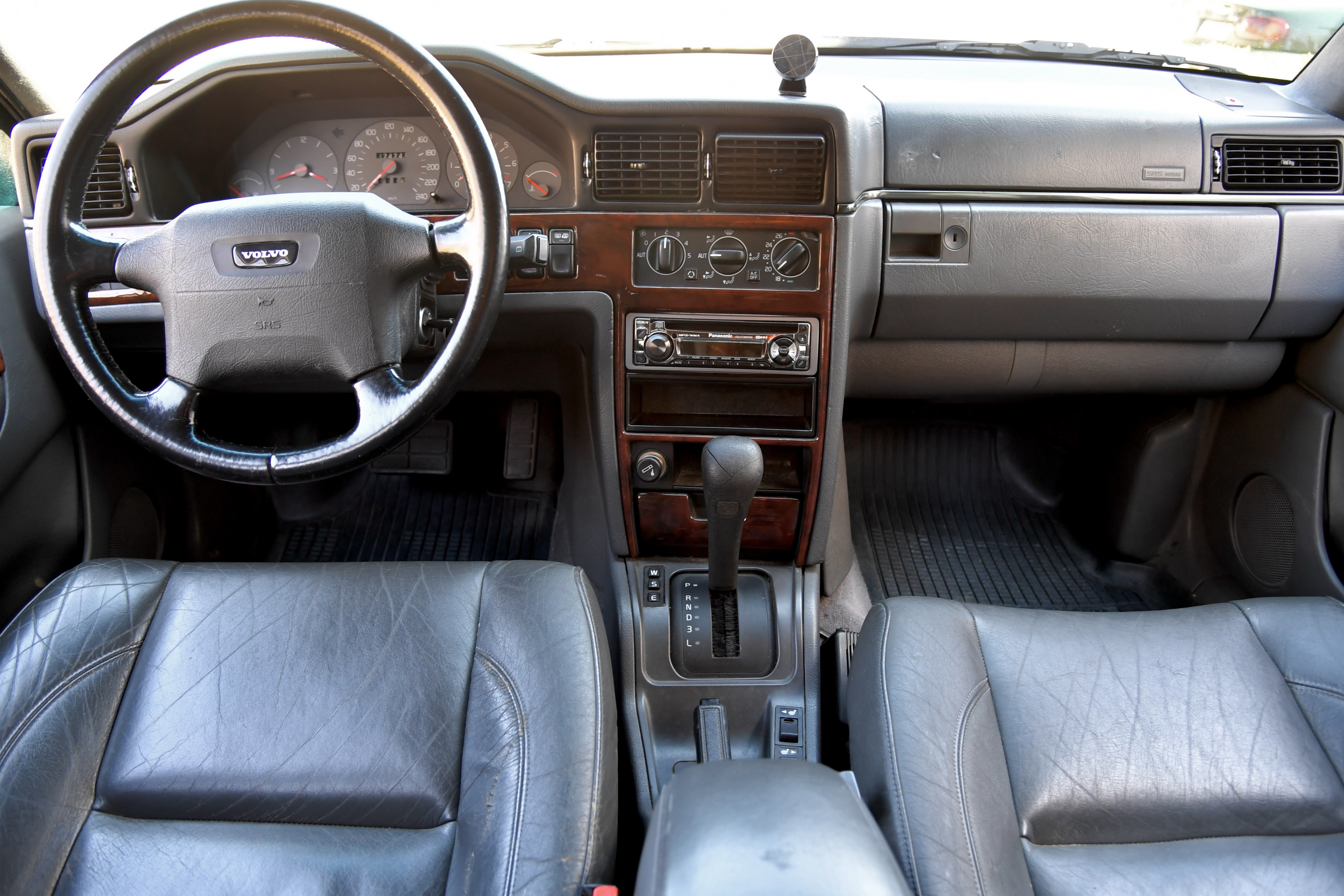 Vehicle Image 19